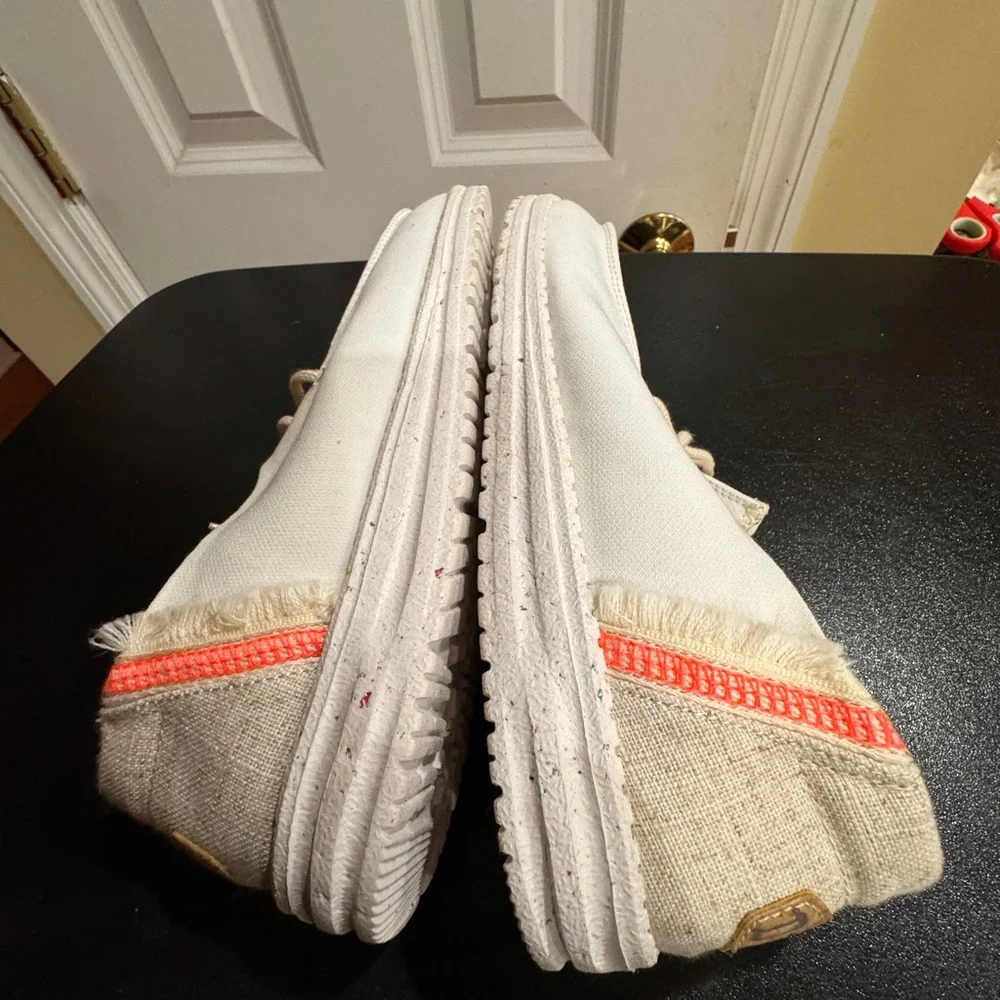 Hey Dude Wendy natural salt white Women's loafers sneakers size 10